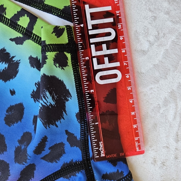 GRRRL Clothing Cheetah Print Rainbow Next Level Pocket Shorts Kortney/Heather - Picture 2 of 6